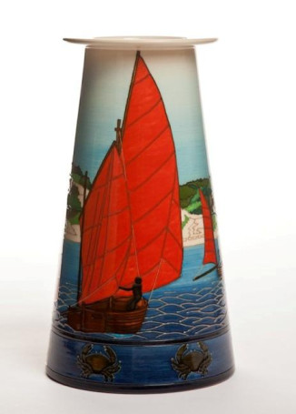 12 inch Beer Lugger Vase (Day) View 2