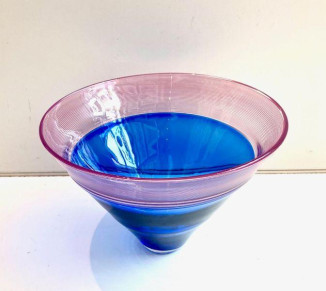 Small Threaded V Bowl