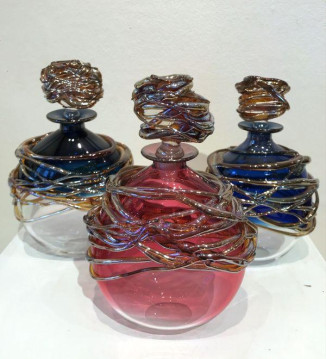 Golden Trailing Scent Bottle