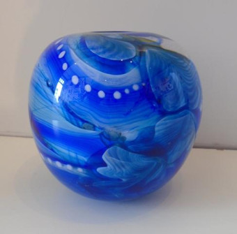 LR 49334 Medium Blue Journey Sphere £275