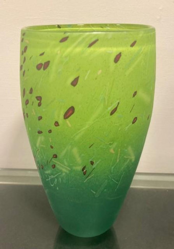 LR 49851 Hedgerow Medium Vase £155
