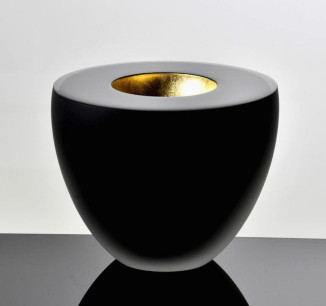 Gorudo, Black and Gold Leaf