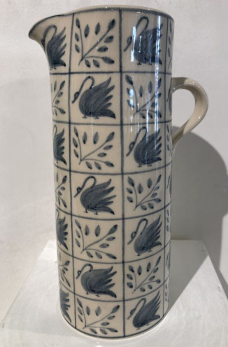 Swan Tall Jug