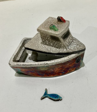SOLD Small Fishing Boat Box & 1 fish - Copper