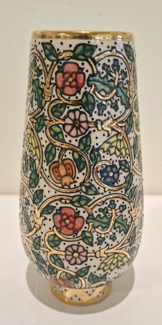 Elizabethan Textile 8" Bud No.19