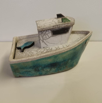 LR 53582 Big Fishing Boat Box & 1 Fish Copper GM185 14